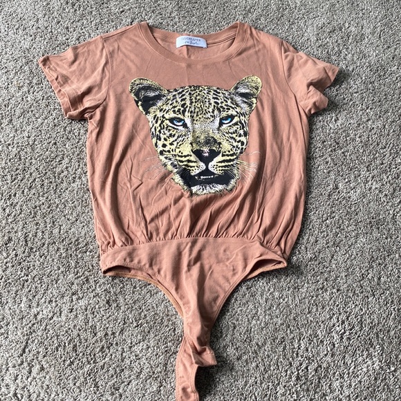 Daydreamer Leopard Print Tee Body Suit - Picture 1 of 9